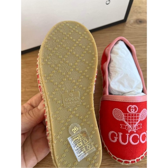 Gucci kids loafers size 10. Brand new in box - Picture 2 of 4